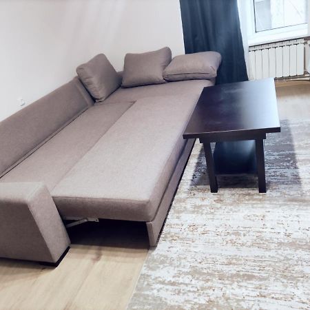 Renovated 1 Bedroom With King Size Bed In Kentron Yerevan Exterior photo