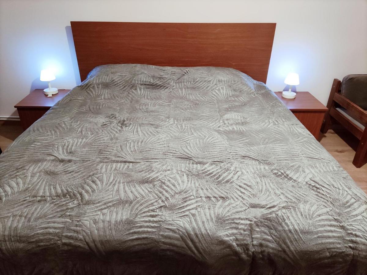 Renovated 1 Bedroom With King Size Bed In Kentron Yerevan Exterior photo